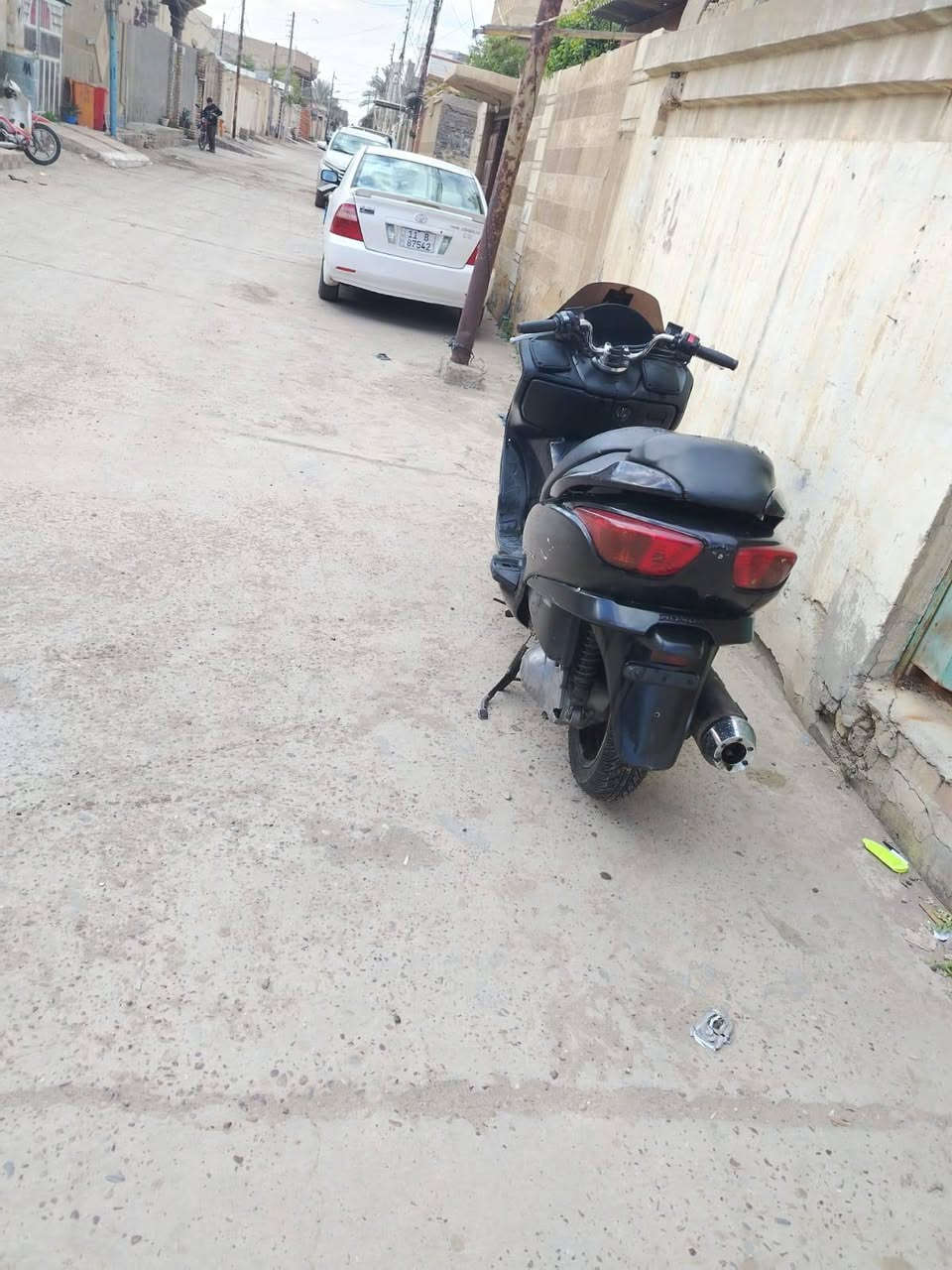 سلام عليكم فورزه للبيع صفر 8 او مراوس بيراني اربع  شعدك نزل ***********....
