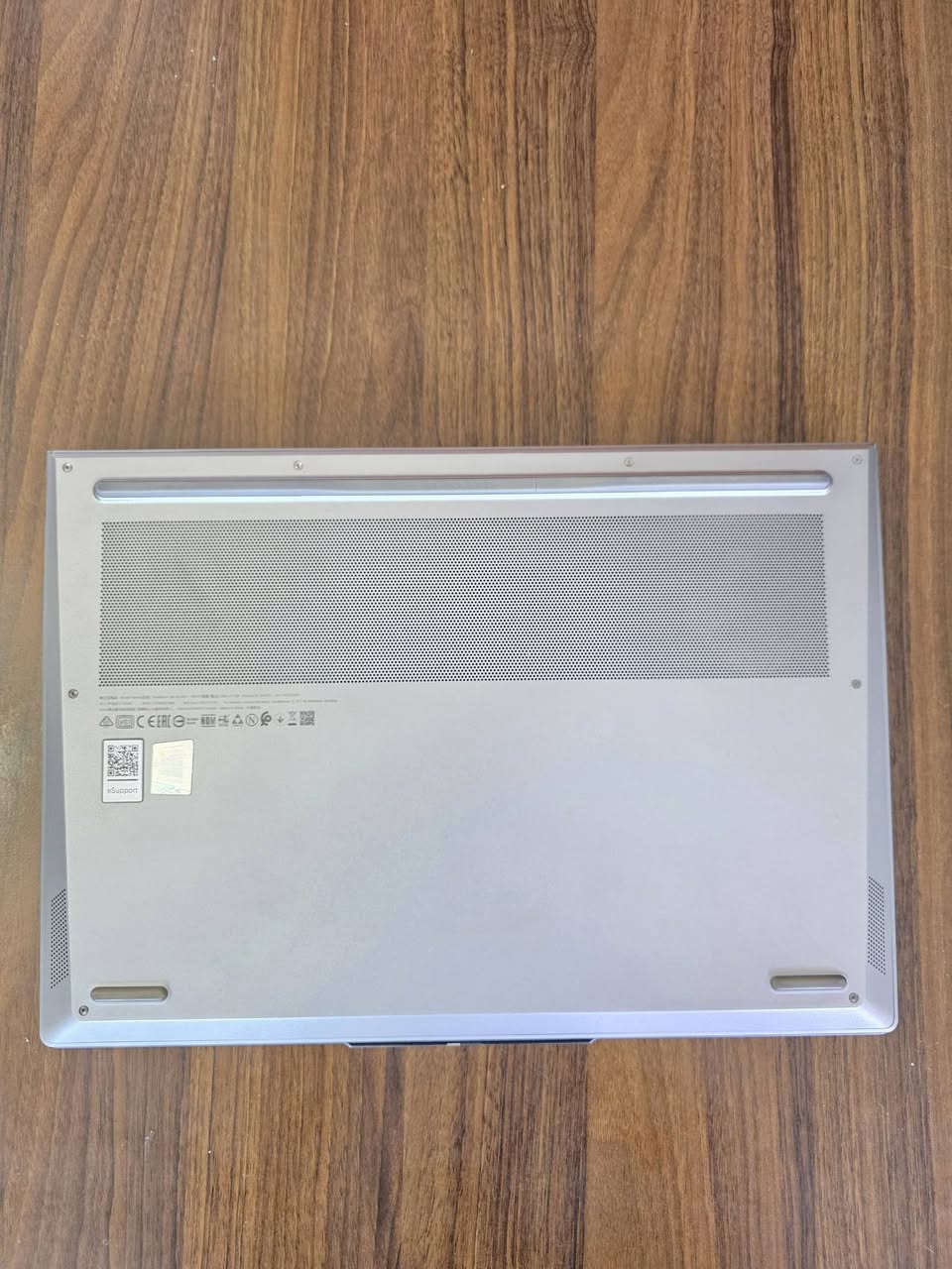 لابتوب Lenovo ThinkBook 16p G2 ACH للبيع 🔥
لابتوب وحش مال كراف، نظيف جداً و مخصص لأصحاب التصميم الثقيل، المونتاج، الهندسية، والألعاب. الجهاز أوربي (الكيبورد نوردك Nordic) ونظيف مو بالة.

​المواصفات الكاملة:

​المعالج: AMD Ryzen 9 5900HX (أقوى فئة بمعالجات الرايزن، عالي الأداء)

​الرام: 32 جيجا (32.0 GB DDR4) ممتاز للمحاكاة والبرامج الضخمة

​كارت الشاشة: NVIDIA GeForce RTX 3060 (6GB) + كارت داخلي AMD Radeon

​الهارد: 1 Terabyte SSD NVMe

​الشاشة: 16 بوصة دقة عالية (2.5K) ألوان حقيقية مريحة للعين

​الصوت: نظام صوتي نقي ومميز من HARMAN

​النظام: ويندوز 11 برو أصلي ومحدث (Windows 11 Pro)

​حالة البطارية:

​ممتازة جداً، نسبة الصحة مالتها أكثر من 85% حسب التقرير الرسمي للبطارية.

​السعر:

​ما أعرف سعرها شكد حالياً، أريد تقييم من أهل الخبرة وسعر مناسب للبيع.


**إذا كنت صاحب هذا الإعلان وتريد حذفه لأي سبب، رجاءا أرسل رسالة إلى الدعم الفني**