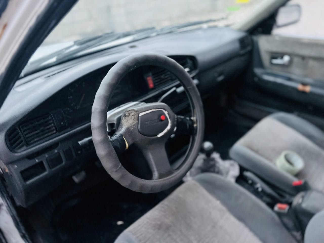 للبيع او مراوس حسب القناعة مازده ٦٢٦ موديل ٩١ صلاح الدين ألماني سنويه صاقطه خضره محرك كير ذهب والباقي شوف العين السعر ٢٦ وبيه مجال للشراي *********** خابر وتدلل مكاني الشركاط
