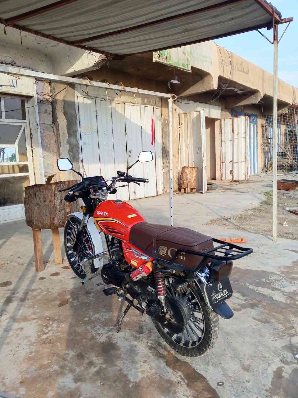 سلام عليكم موطور ايراني سونك فولل نضافه موديل 2025وراق محرك 200فول شلعه و معدل فولل  نضافه مكان ناحيه يثرب البجيلي السعر 750وبي مجال للطيبين مو شراي لا يكسر بحلال ناس ما متواجد خاص شراي ينتصل عل رقم الهاتف ( ***********)
