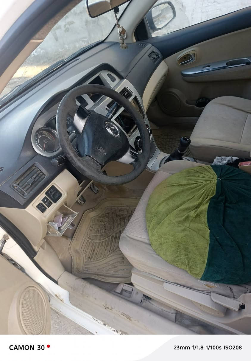 فولكس موديل ١١ كير مكينه خير من الله حداديه جديده  السياره مال بيت السعر ٤٠ وبيها مجال التواصل *********** رقمها بابل
