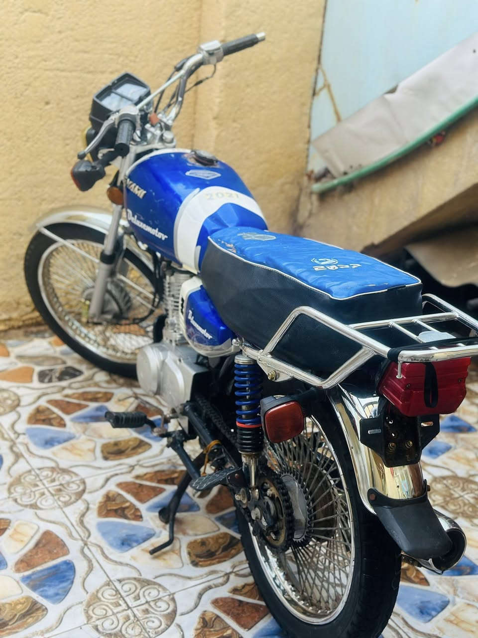 للبيع لبيع
دراجه ايرانيه النوع نامة
موديل 21

نضيفه اوراق كامله

ما مرقمه فقط اوراق

لتواصل مراسله لصفحه خاص

او واتساب على لرقم 

***********@
