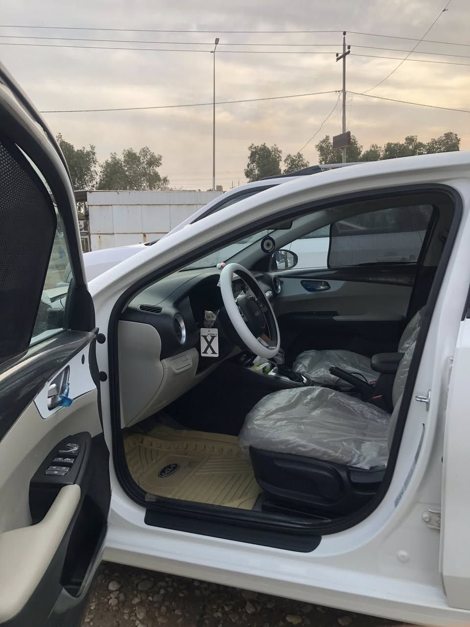 سلام عليكم كيه سيراتو موديل 2024 سياره مكفوله من ضربه وتبديل وصبغ مواصفات سيار نص فول ماشيه 99حقيقي مكينته سيار 1600 مكان سياره واسط عزيزيه ***********
