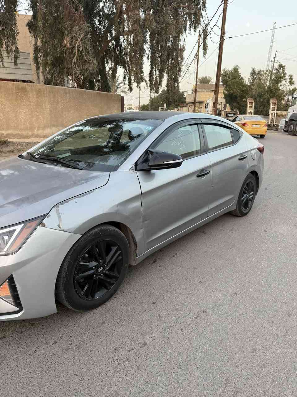 السلام عليكم النترا 2020 وارد أمريكي صور الحادث والسونار بالمنشور مكينه 2000دوش مامفتوح السعر 122$ وبيه مجال الاستفسار اتصل *********** مكانه بغداد
