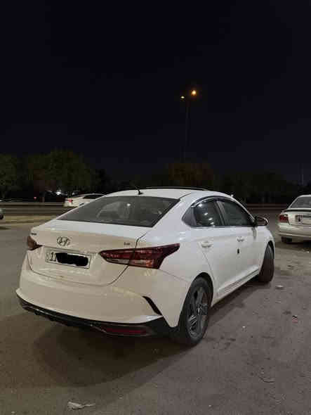 السلام وعليكم 
للبيع اكسنت ٢٠٢١ خليجي كفاله 
 ماعده بارد قليل بلباب الخلفي فقط …. 
ممشى جداً قليل مال زيرو 
فول مواصفات معروفه 
فتحه 
شاشه 
كاربلاي 
تبريد قطعتين 
رقم بغداد الجديد انكليزي 
هزه جديده 
تحويل ثاني يوم 
سياره جديده بمعنى الكلمه مابيها اي نقص 
مكان السياره بغداد الدوره 
السعر ١٤٠ وبيها مجال بسيط جداً والسوك كلشي بي
للاستفسار اتصل او واتساب ماعندي ماسنجر ممتواجد بلفيس 
***********
