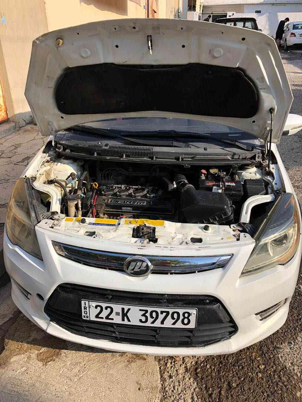 Lifan. X50. Model 2016. 
 گير ئوتوماتيك   گير و مةكينه و تةبريد. بةشةرت
هةزةى نويه.  هيج غرامةى نيه. تةنيا سةنةوى ٨ مانگ بةسةرچوه 
. و مةعامةلةى تيدايه.
*********** أربيل, العراق
