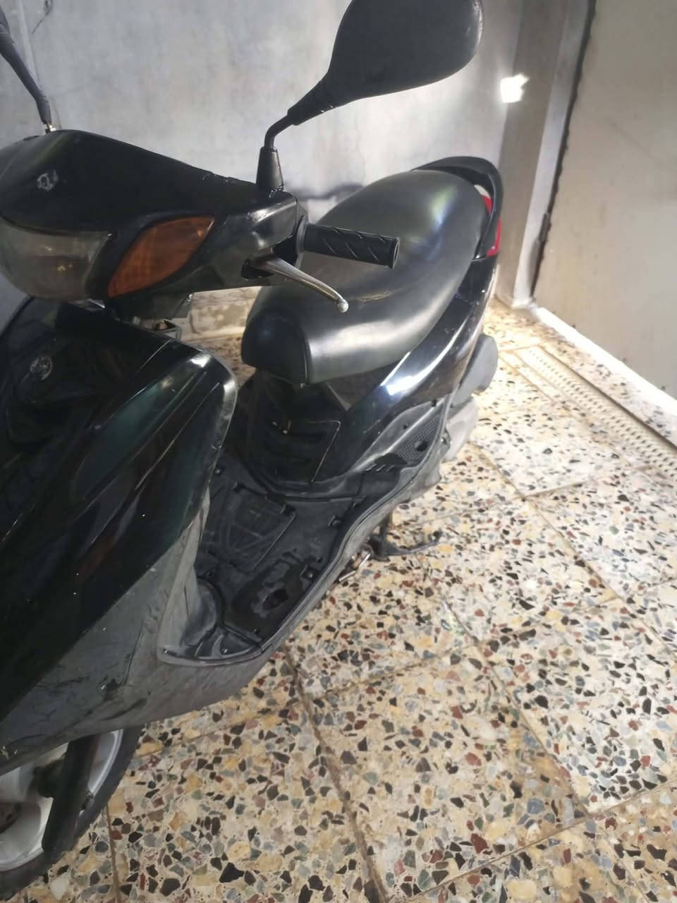 سلام عليكم ابريز اكزز للبيع نوزل نكره سلف ابي وقت بس الصبح اطلع دخان قليل من بدلت الهدن  الدراجه كامله مكمله كهربائياتهة شغاله شلعه ومعدل الدراجه اتخبل كفرات ابلادي اشاير شغاله اكلوبات شغاله الدراجه كامله مكان الزعفرانيه السعر 500الاستفسار الرقم ***********

