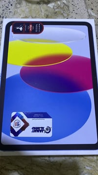 ايباد 10  نظافة 100% بطارية 90% ذاكرة 256 سعر 400 وبي مجال للتواصل 077...