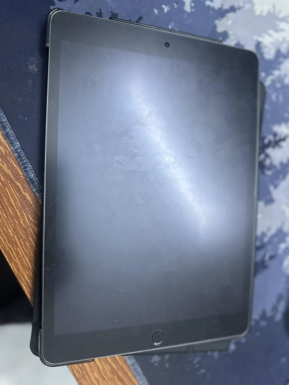 للبيع iPad 9 الجيل التاسع
• السعة: 256GB
• اللون: (اسود)
• الحالة: ممتازة / نظيفة جداً
• بدون أي أعطال أو صيانة
• الشاشة سليمة 100%
• الاستخدام خفيف

سبب البيع: التبديل إلى جهاز أحدث.

السعر: (350) دينار عراقي قابل للتفاوض بالمعقول.

للاستفسار أو التواصل خاص.


**إذا كنت صاحب هذا الإعلان وتريد حذفه لأي سبب، رجاءا أرسل رسالة إلى الدعم الفني**
