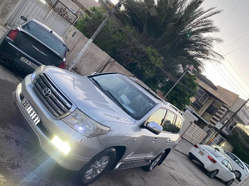 السلام عليكم
-للبيع لاندكروز فول 2011 G.X.R.i ستينية اصل تكمة وسنوية . من انظف الستينيات الموجودة 

ماشية حقيقي 200

-مكينة 6 سلندر المرغوب فلتر عالي 

-گير ومكينة كفالة .

-رقم اربيل هزة جديده مشروع وطني بأسمي تحويل ثاني يوم .

السيارة مكفولة بس الدعامية الامامية بيهة مصبوغة    وبارد جداً بسيط .

  موصفات الستينية الفول :

-شفقة عريضة بلادية .

-لدات امامية .

-واقيات لونين بلادية .

-دوسات ليزرية .

-كشن كهرباء .

-زراگات لايت .

-حساسات امامية خلفية .

-كشنات جلد بقلاوة بلادية .

-٨ ايرباك .

-فتحة .

-الگاع مغلفهة جلد .

-اشاير بلمري .

-٧ راكب .

-تحكمات ستيرن .

-كروز سرعة .

-السيارة شادلهة شاشة وسستم صوت سماعات اصليات مال لاندكروز VXR بيهة مميزات كلش حلوة .

والسيارة حلوة ونظيفة وحتى سبيرهة مانازل تخم تاير جديد 

وكشناتهة البلادية نظيفات مامدوشمة .

وباقي المواصفات معروفة. 

 

مراوس حسب لقناعه   سعر٣٢٠

***********
