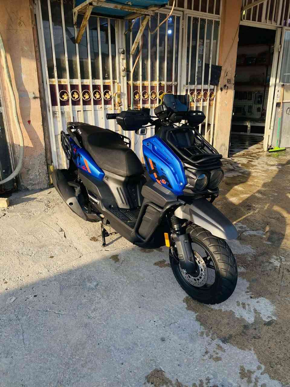 سلام عليكم مرخصت المدمن دراجه سكنز جبلي الدراجه مثل الصوره مكان بابل السعر خاص او تصل ع رقم *********** انتصال اكثر شي
