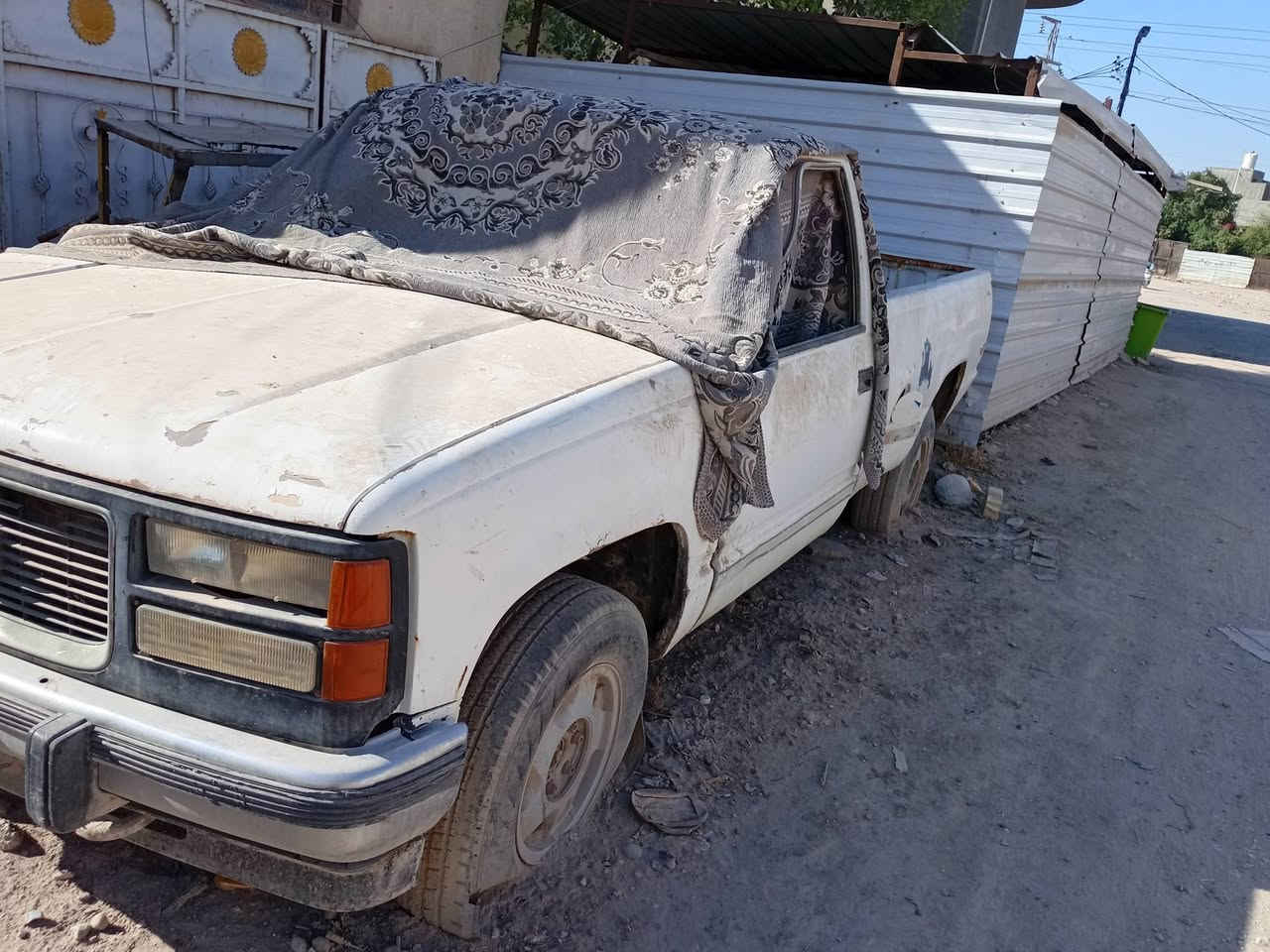 السلام عليكم
بيك اب جي ام سي 6ستدات موديل 92  رقم فحص مؤقت نجف حمل 
محرك 305 دوش حلاب 8سلندر كير عادي السيارة تشتغل بس متروكه محرك لا تبخير ولا تنقيص نضيف وكير واكسل نضيف
 مكان السيارة بابل المركز 
السعر 23 ورقة 
رقم الموبايل ***********
