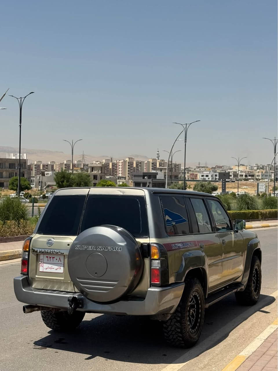 بۆ فرۆشتن نیسان پاتڕۆڵ ،ساخ ، مۆدیل ٢٠٠٦ ، مەكینە ٤٥٠٠ ، گێڕ عادی ، كۆد كراو باركۆد و ڕەقەمی وەرگرتووە ، ٤ تایە و ویلی جەبەلی لۆكی لەسەرە ، ناو و دەرەوەی كامل كراوە بە ٢٠٢٠ ، شاشە ئایپاد ، ٤ جام كارەبا ، تازە كامل بۆیاخ و پۆڵیش كراوە ، كامل سێرڤس كراوە ، پێش و دوای چركەی نیە ، گێڕ و مەكینە و كارەبای هەموو مەزبوت بێ دوكەڵ و سەرف و بوخار ، لە سلێمانیم موشتەریت تێل بكە لە خزمەتام بەس جوابی تێل ئەیەمەوە لەگەڵ ڕێزم 
سعر - ٦٢ گەڵا ~ *********** السليمانية, العراق
