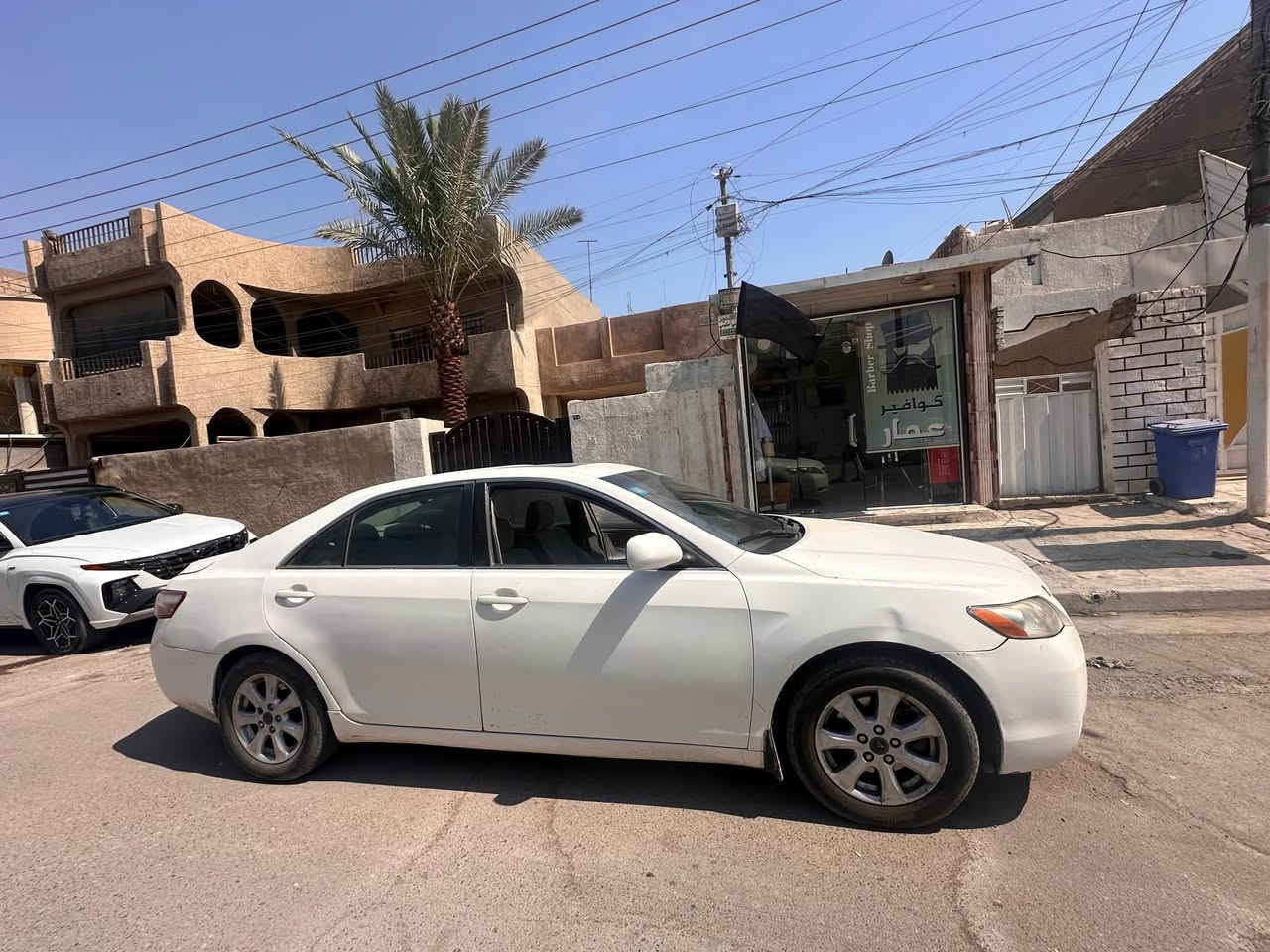 السلام عليكم
كامري ٢٠٠٩ وارد امريكي للبيع 
السيارة مصبوغة عام للجمالية 
حادثها صفحة عكس السائق 
مكينة وتبريد وگير بحالة جيدة 
تايرات جديدة 
رقم الماني جديد باسمي 
سنوية ٢٠٢٩ 
السكن بغداد / الدورة 

السعر ٦٨ ورقة .. 

الاتصال 

***********
