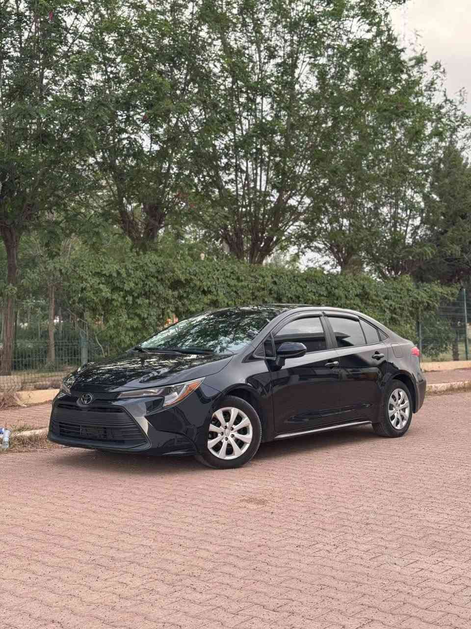 ﷽ 

تويوتا كورولا 2024 شكل جديد LE 🌹
سياره جاملغ و بنيد صبغ و باب كلير امريكى
حجر گزوز رادار راديتر بگلايد بلادى 💯
بدون دواخل 💯
بدون ايرباگ 💯
محرك 4 سلندر 2000
سياره ماشيه : 21 الف ميل
سعر : 135 و بيها مجال 
‏‎مواصفات  LE
‏‎شاشة✅
‏‎كاميرا✅
‏‎رادار✅
‏‎تحديد مسار✅
‏‎تحكمات ستيرن✅
‏‎مانع انزلاق✅
‏‎اوتو بريك✅
رقم شاصى👇
                                          5YFB4MDE5RP211840
سياره شرط ترقيم محافظات شماليه 
اتصال او واتساب: ‭0776 699 5610‬
اتصال او واتساب: ***********
