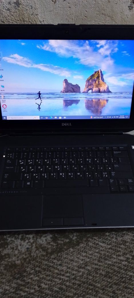 لابتوب للبيع نوع دل نضافه ٩٠٪شحن يدوم ثلاث ساعات مواصفات موضحه بالصوره سعره ١٥٠الف بي مجال بسيط مكاني بغداد للاستفسار الاتصال ***********
