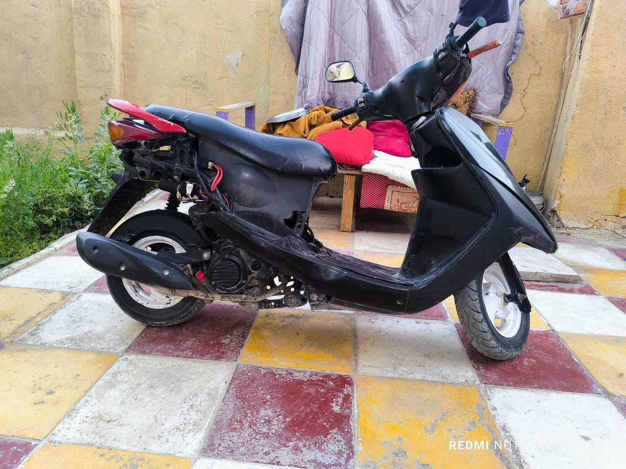 بريز ياباني مكينه مكفوله  دراجه نقص باتري  وتصعد رون وحده فق كفراته موجوده  لون اسود 
سعر 400 وبيه مجال مكان حله طهمازيه س


**إذا كنت صاحب هذا الإعلان وتريد حذفه لأي سبب، رجاءا أرسل رسالة إلى الدعم الفني**