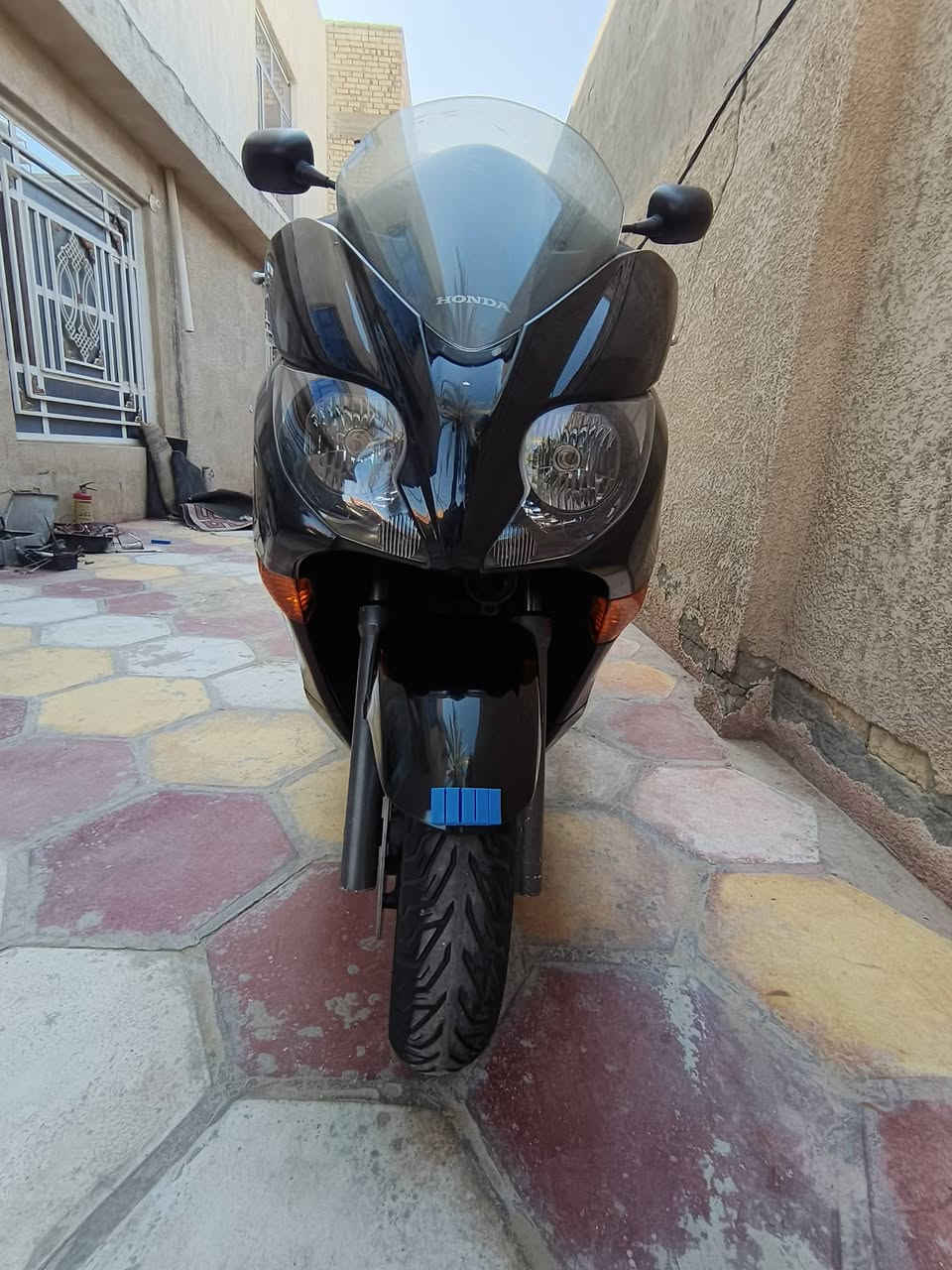 صفر 10 الدراجه كفاله من كلشي محرك كلج كير الدراجه كلش جديده بيها صبغ بس المثلث فقط
بيها سستم صوت 
ماشيه ٥٦
فئه s7
المنفيس موجود 
محرك كفاله 
تايرات جدد 
بانزين كله محسن 
كهبربائيات كلها شغاله 
الدراجه مابيها برغي نقص 
ولا مفتوح منها برغي 🔩
السعر ١٦ وبيها مجال بسيط للشراي اخوان الموشراي لا يتعبني كلشي اكو بلسوك 
مكاني بغداد مقابيل مرور الحسينيه


**إذا كنت صاحب هذا الإعلان وتريد حذفه لأي سبب، رجاءا أرسل رسالة إلى الدعم الفني**