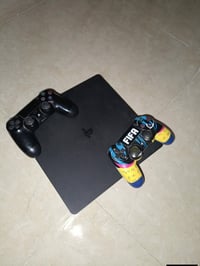 بيع مستعجل بلي فور مهكر ما متواجد فيس قفل ٢٠٠ ‏‪07757872768‬‏