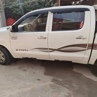 تويوتا هايلوكس • ٢٠١٣ • مكينة ما مفتوحة