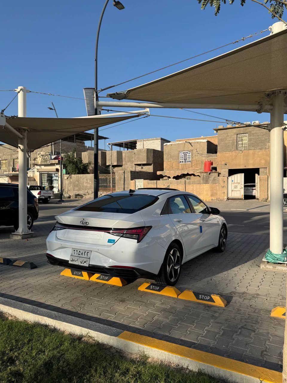 هيونداي النترا خليجي فول 1/1
رقم اربيل السنويه تنتهي بشهر 8
السياره كفاله عدا لجاملغ خلفي الايمن بي صبغ بالداير مالته
مواصفاتها
فتحه- مري كهرباء-اشاير ترحيب باليدات-شاحن لاسلكي-محرك 2000 دوش المرغووب-بصمه-صندوق ذكي-حساس امامي وخلفي-رادار امامي-تحكم ستيرن جهتين-لايت زنون-بك لايت لد مسطره-وبيها هواي مواصفات 
ماشيه 48 الف كيلو 
السياره جديده بمعنى الكلمه وجاهزه للاخر
الشراي يتصل ويدلل 
*********** البصرة, العراق
