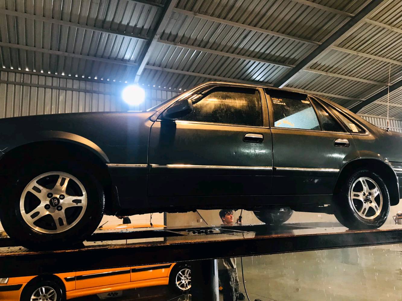 سياره ابرنس فراشه للبيع موديل 96 مابيها اي نقص كلها ابلادي
كير  اوتو خير من الله محرك بلادي مفتوح 
تبريد ثلج تخم تاير جديد مصبوغه عام جماليه 
سياره ماتصرف عليها ربع حط بانزين وين ماتريد روح كهربايات كلها شغاله جام كهربائي قفل سنترلوك بصمه مكان السياره بغداد باسمي رقم انكليزي بغداد وين ماتريد احولك سعر 42 وبيها مجال كم ورقه للتواصل رقمي ***********