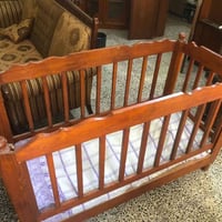 سرير اطفال • عراقي • حجم كبير