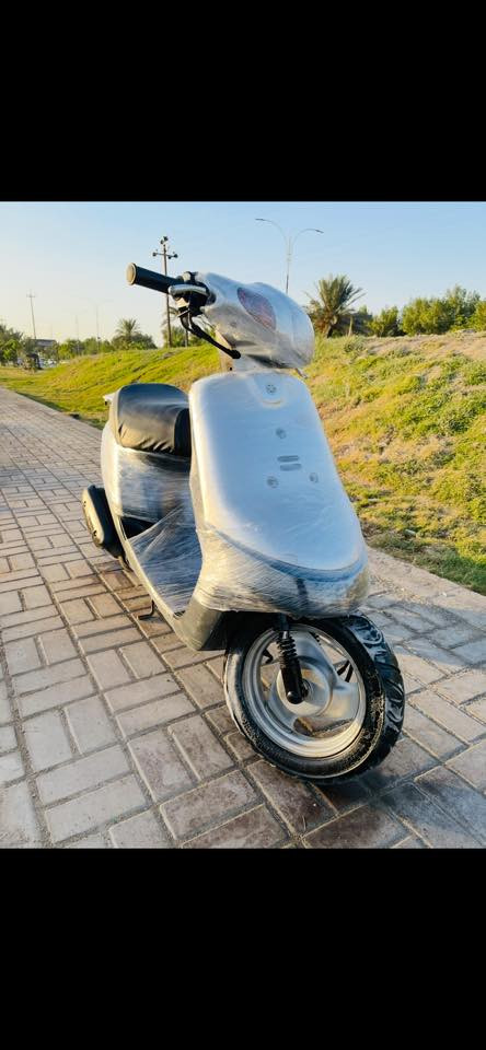 سلام عليكم دراجه بطه موديل 2003 للبيع والدراجه بل حقيقه احلى من الصور  جاهزه من كلشي نكره سلف هندر مابيها برغي نقص كهربائيات كلها شغاله اشاير هورن  لايت عالي ناصي الدراجه كلها بلاديه محرك مامفتوح مكاني كربلاء السعر 500 وبيها مجال للشراي للاستفسار ***********
