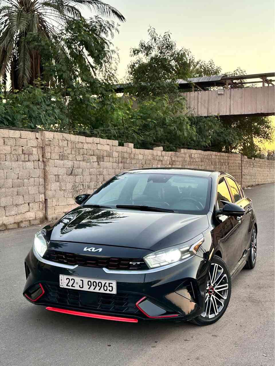 فورتيGT  2022✈️ 
كير دبل كلج محرك  T🔥 1600  
 (كلين) سرقه دعاميات وبك لايت  شاصي لغد ايرباك كفاله 
فقط بيه بوارد خفيفه ماشيه ٣٧ ميل  فول عده لفتحه  
شاشه جبيره  اناره داخليه سياره مختمه GTومواصفات هواي بيه سعر  جداً مناسب ١٥٣ وبيه مجال مكانه بغداد الكرخ اي ستفسار بل خدمه 
*********** بغداد, العراق
