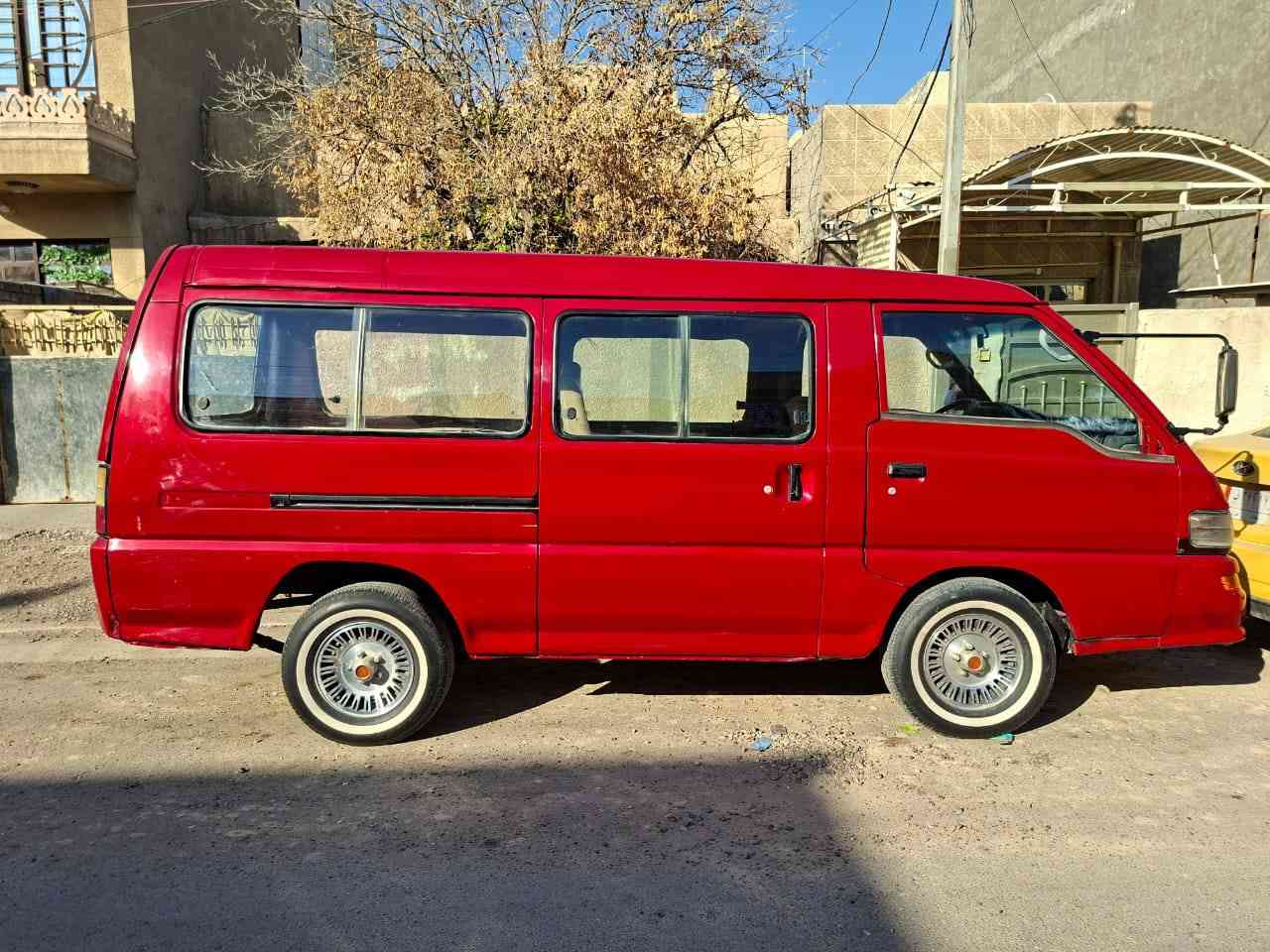 السلام عليكم
متسيوبوشي موديل 2002 مكينه وكير ونجي اوتو جدد تخم تاير جديد صدر جديد مشط جديد دوشمه كاعية وسقف وصفاح 
نقص كشنين
 بيه بوربرن امامي وتقسيم القليج مال الكير رقم نينوئ فحص صاحبها ميت سياره مكفوله من السرقه ومن العشاير ابيعك كوم حديد سعر 30$ وبيه مجال حك الجيه
***********
بغداد / الكرخ
