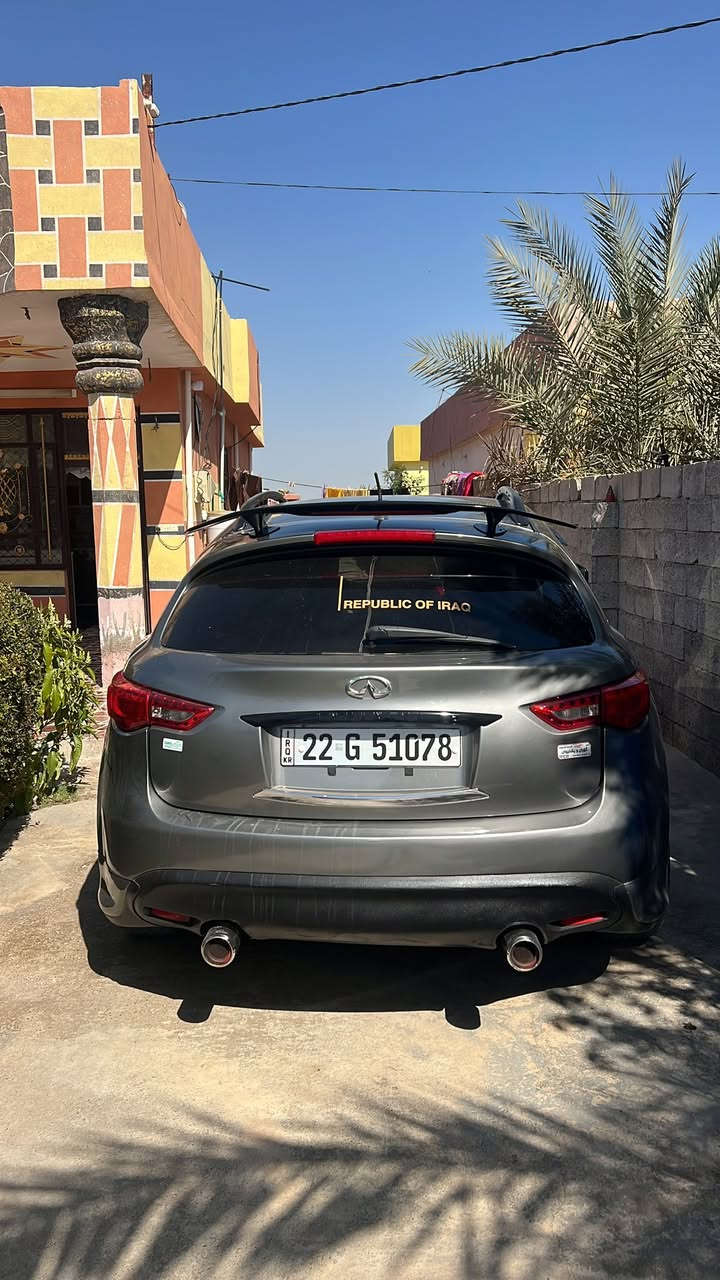 موديل 2009 infiniti fx35
اعادة النشربسبب الوعود الكاذبه 

خليجي فول مواصفات سيارة جديدة مابيها اي نقص من منضومة بانزين وتخم تاير باتري  نفض كامل 

سيارة جديدة وجاهزة وتراي وين متريد 

سعر120 وبيهه  مجال رقم ***********
