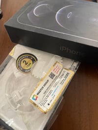 ايفون 12 برو ماكس ماستر  وتر  العنوان كراده خارج فقط البطاريه وانته بد...