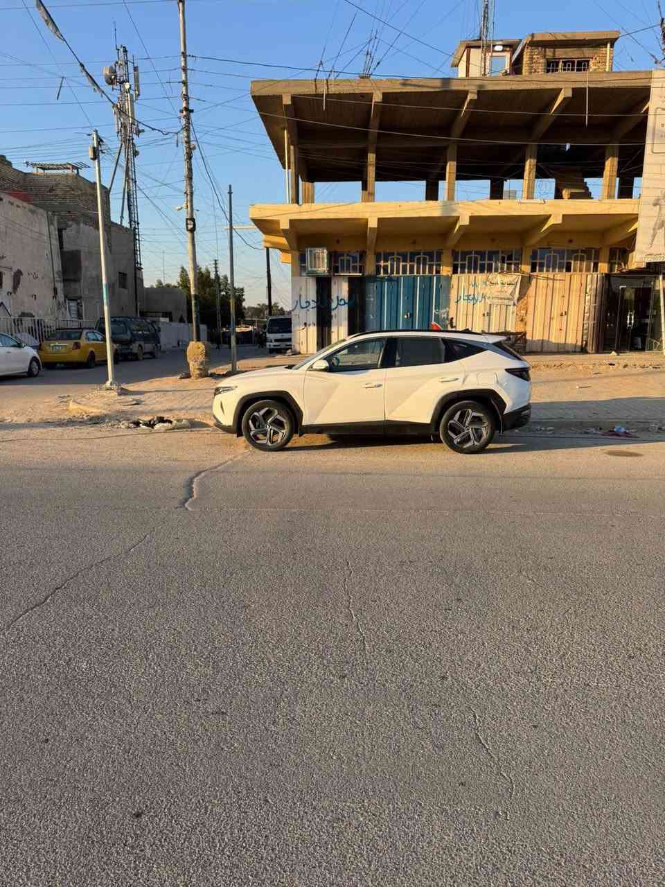 سلام عليكم توسان موديل 2023 فول عده البنوراما كشن جلد سياره ماشيه 27 الف حقيقي شرط سياره بيه هاي الطخه موضحه بل صور كد شبرر ولباقي كفاله عامه سياره بحاله الوكاله رقم بغداد تحويل مباشر الاستفسار ***********
