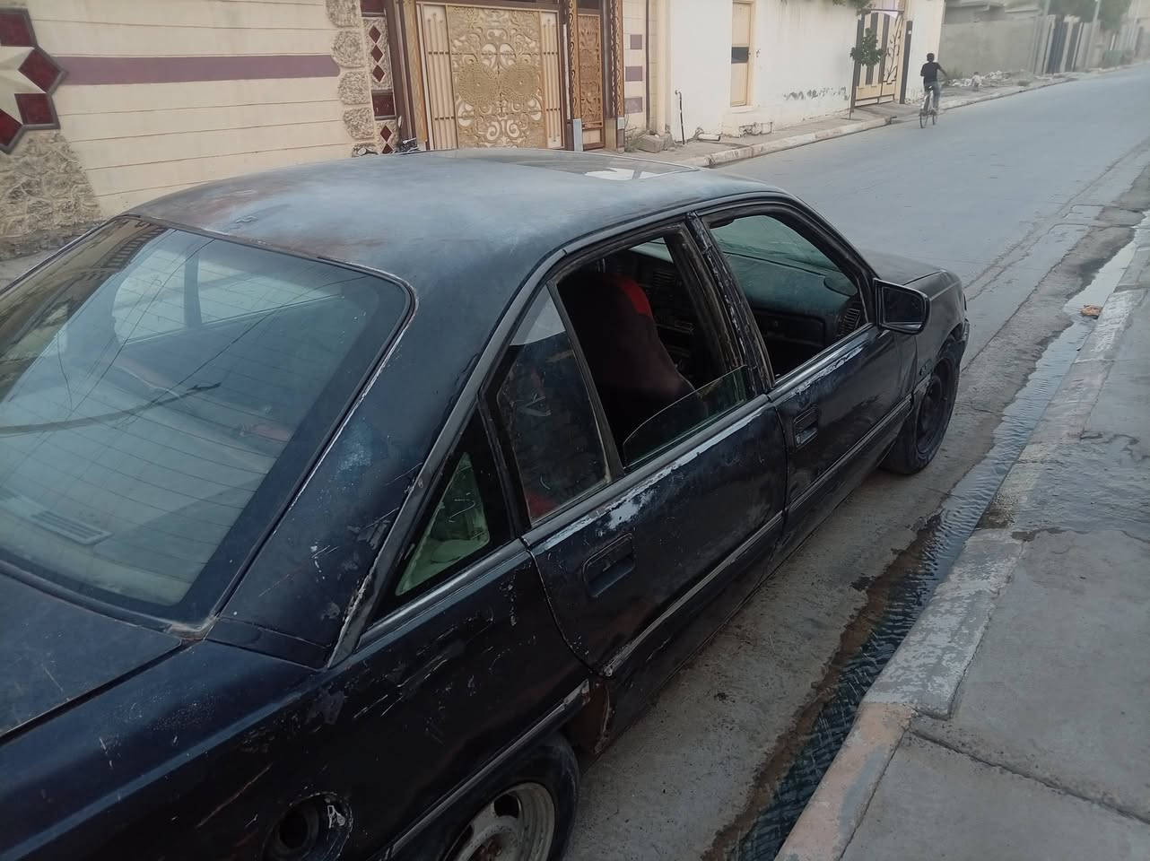 السلام عليكم سيارة اوميكا حجم 20 كير ومحرك شرط اوراق سنويه كلشي جاهز بيها ترهم بيع وترهم مراوس بموطور قفاز موديل 2025#2026#***********
