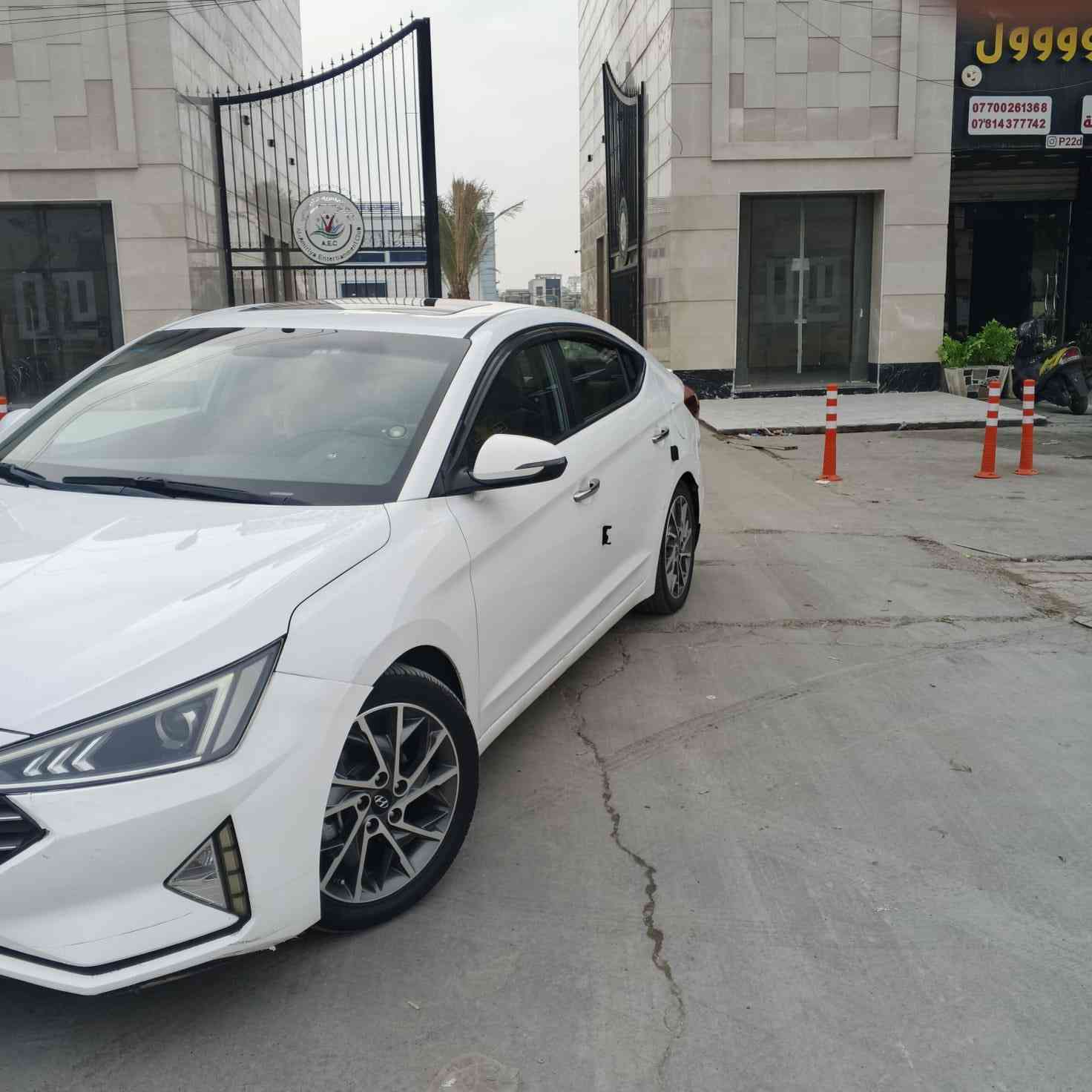 النترا خليجي 2020
فول مواصفات 
بصمه تشغيل بصمه ابواب 
شاشه +كامره 
مري شفط اشاره ترحيب 
تنته (فتحه سقف)
تحكم ستيرن جهتين 
كيج ساعه+ شاشه رقميه
شاشه تحذير عطل
 محرك 2000
4انظمه قياده (سبورت ايكو نورمل سمارت)
قطعتين تبريد 
داخل صاج 
كير( at) المرغوب مكينه تبريد مكفولات خير من الله 
حساسات امامي خلفي جانبي 
سياره ماشيه 130وقابل لزياده 
رقم بغداد
الاستفسار
 ***********
***********
