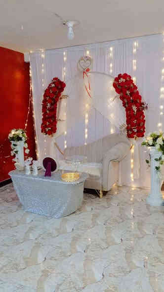 السلام عليكم يوجد كوشات جميع المناسبات حسب طلب توصلك للبيت جميع محافظه بابل عنوان الحصوه *********** يوجد واتساب او تصال على الرقم#كوشات_مناسبات_زينة
