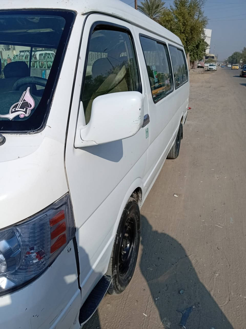 السلام عليكم من رخصت مدير كروب اخوان سياره جنبي اج وان موديل 14رقم بغداد انكليزي باسمي مكينه كير اكسل كفاله السياره بيه صبغه شبر بالجنطه جوه الرقم وبارد وره باب السلايت السياره باسمي مصفره السعر٨٢ وبيه مجال مكان السياره بغداد حي اور هاتف ***********
