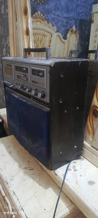 راديو مسجل ياباني طول 60سانتي متر وعرض 55 سانتي متر انيكه تسوه بس ما ف...