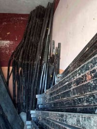 خيم عدد اثنين للبيع القماش نظيف حيل العنوان موصل للاستفسار 07705443353