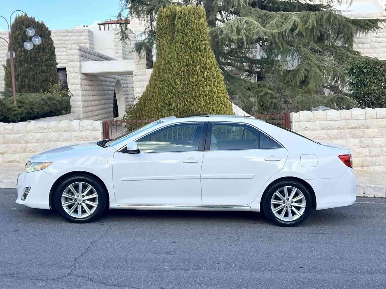 تويوتا كامري هايبرد موديل (2014)
لون ابيض لؤلؤي مميز 

فحص جيد ضربة راس 

بدون ملاحظات 

 نظام قرأت العداد بالكيلو  قاطعة مسافه 120 الف 

محرك هايبرد 2.500قوي واقتصادي جدا 

فتحه بالسقف 3 حركات 

كراسي مدفية 

كراسي جلد 

مري ضب كهربائيه (اصلي )

حساسات امامي وخلفي (اصلي) 

شاشة وكاميرا خلفيه 

مسجل cd وبلوتوث و Aux

بصمة ابواب 

مكيف مركزي 

اضوية زنون 

كشافات 

كوشوك بحالة جيده 

دهان ممتاز 

مكيف حامي بارد يعمل 100%

غرفة داخلية لون بيج بحالة الوكالة 

تحكم سترينج 

مثبت سرعه 

مكانيك وكهرباء 100%

 نظام الهايبرد وبطارية الهاييرد (الاصليه) فحص 100%

السيارة بحالة الوكالة لا تحتاج الا اي نوع من انواع الصيانة تتضمن "عدة السيارة" الأساسية والسبير (الإطار الاحتياطي)

السعر (12400)

لتوصل 0781667387


**إذا كنت صاحب هذا الإعلان وتريد حذفه لأي سبب، رجاءا أرسل رسالة إلى الدعم الفني**