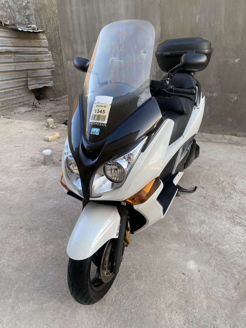 البيع بل نقد والتقصيط المريح على ماستر الرافدين يا اللة دراجة سلفر ونج جيتي لون ابيض صدفي النضافة 100/100 المسافة المقطوعة 22الف حقيقي فوول موصفات نضام ABSمانع انزلاق تدفئة بل يدات لمس نضام جي بي اس اوفر مود سويجات عدد/2سكيورتي كتلوكات الشركة مع عدة الشركة قطعة بل كارتون مكاني الغزالية الشراي يتصل رجاء *********** اخوكم علي سالم
