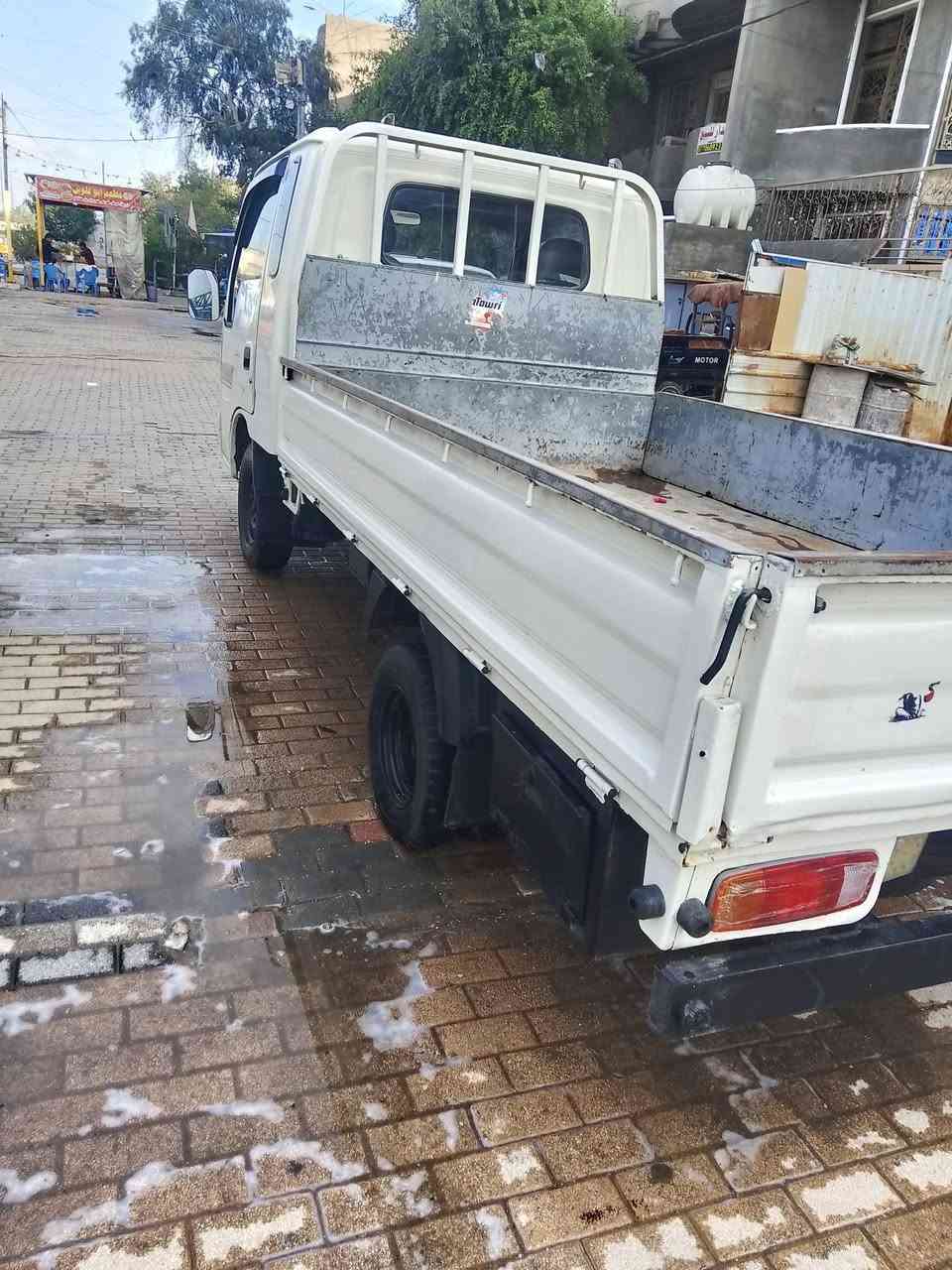 السلام عليكم كيا ام عيون للبيع موديل 2000 رقم بغداد الماني سنويه 28 مكينه 3000 مفتوح لا صرف ولا بخار مكفوله من الضربه والكص والتبديل بيهه مكانات صبغ للجماليه مكينه وكير واكسل مكفول شاصي رقم شاصي مكفول تخم تاير صدر جديد كهربائيات كله شغاله سياره جاهزه السعر 77 وبيه مجال مكاني بغداد مدينة الصدر الشراي يخابر *********** غير متواجد على الفيس
