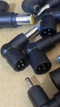 شاحن جوكر • ١٩.٥ فولت • تحويله ابره