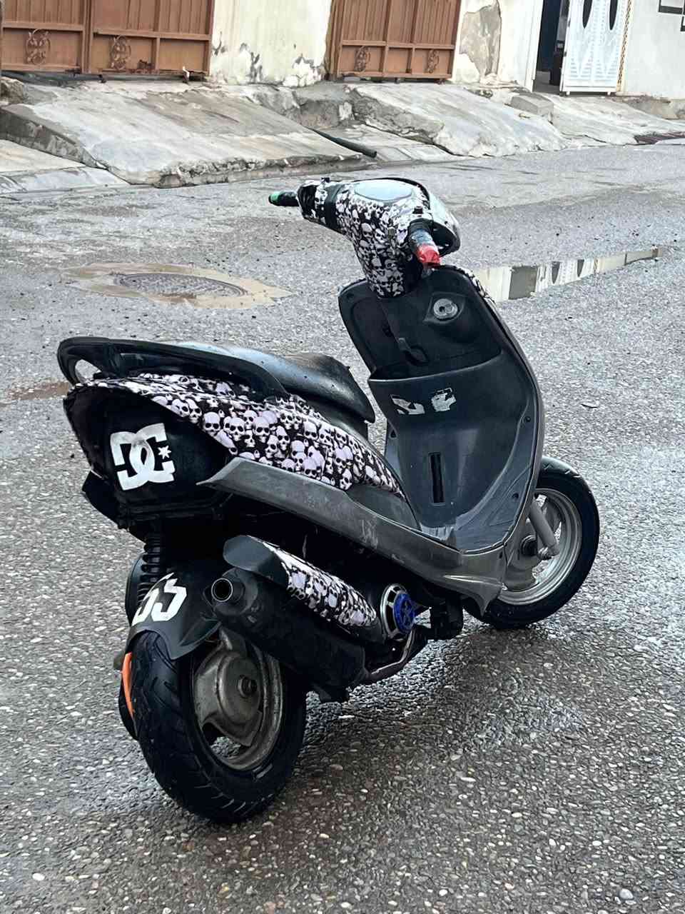 سلام عليكم
ماكس منغولي 

اي عيب ما بي سلف هندر كامل شغال بوشه ٥٥ شلعه ومعدل 

لا صرف ولا بخار لايت شغال بكليات موجود شغال سعر ٤٥٠ وبي مجال  او مراوس حسب القناعه 

رقم ***********
