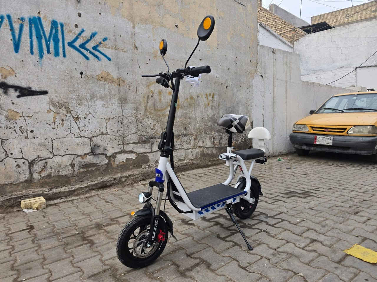 السلام عليكم دراجه شحن ياباني اصلي بطاريه ليثيوم كلش جديدة مابيهه اي نقص مال باله الاصلي رقمي للتواصل ***********
