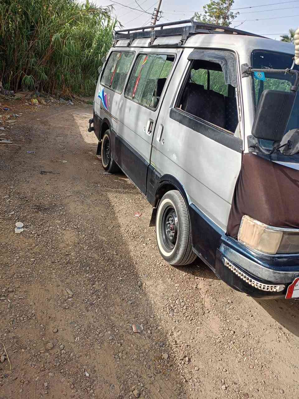 كيه بستاء للبيع موديل 94سيارة كامله مابيها اي نقص خير من الله رقم بغداد انكليزي سنويه نهايه 29 بسمي شرط تحويل مكان سيارة بغداد الدورة السعر 48وبيها مجال قليل رقم ***********
