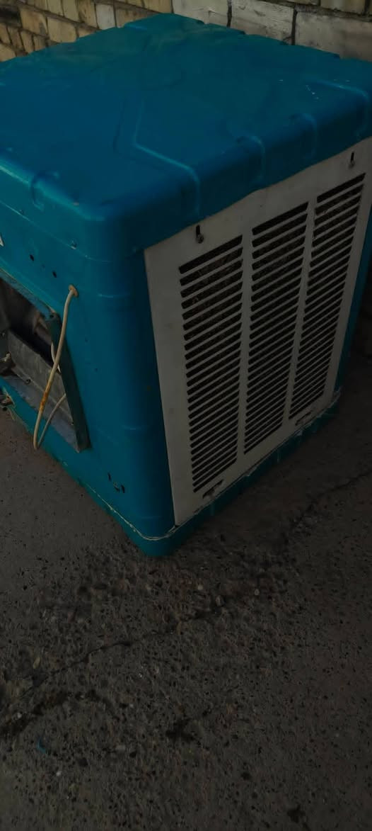 مبرده للبيع حجم واحد ونص كدامكم استخدام شهر واحد ماطورها نحاس كبير وحلفات جديده تشتغل سرعتين وواتر بم كله شغال ب65وبيها مجال عنوان ب4000


**إذا كنت صاحب هذا الإعلان وتريد حذفه لأي سبب، رجاءا أرسل رسالة إلى الدعم الفني**