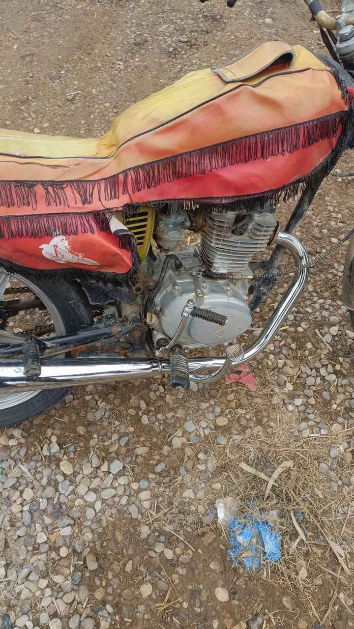 سلام عليكم دراجة اربعه كير للبيع السعر175وبيهه مجال (بيهه تبخير) دراجه شغاله هندر واحد مكان بغداد الراشديه  ***********
