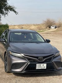 كامري SE • ٢٠٢١ • مشي ١٧٠ الف