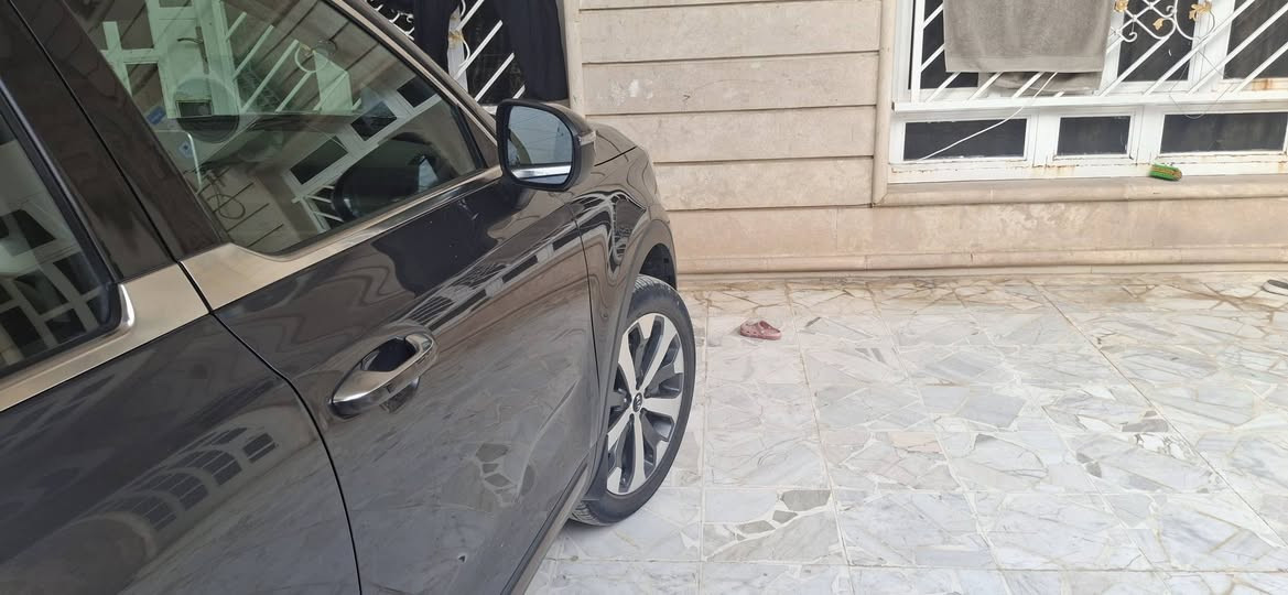 كيا تيلورايد 2014 (برستيج)
فول المواصفات

بصمه دخول ذكي تشغيل عن بعد

سبعه راكب كشنات منفصل VIP + جلد تدفئه

وتبريد

تبريد 3 قطع

حادثه كما موضح بلصوره 
ورقم الشاطي مذكور 
5 وضعيات قياده

محرك 6 سلندر c3800cc

رادارات اماي خلفي جانبي

حساسات امامي خلفي

ليد امامي خلفي

هاند بريك بصمه

مري شفط
للبيع او مراوس 
برادات خلفيه بلاديه
السعر 260وبيه مجال 
السياره بعد بيها هواي مواصفات فول
 للاستفسار مكاني صلاح الدين سامراء 
***********
***********
